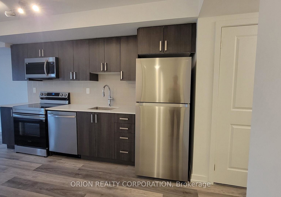1435-celebration-drive-pickering-ontario-e13620614