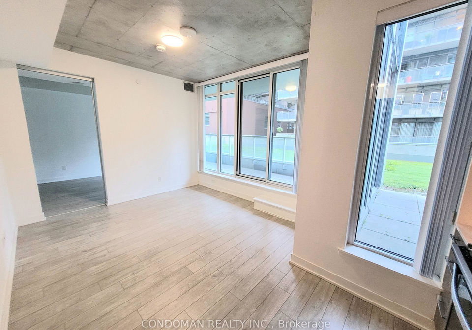 25-baseball-place-toronto-toronto-ontario-e13620752