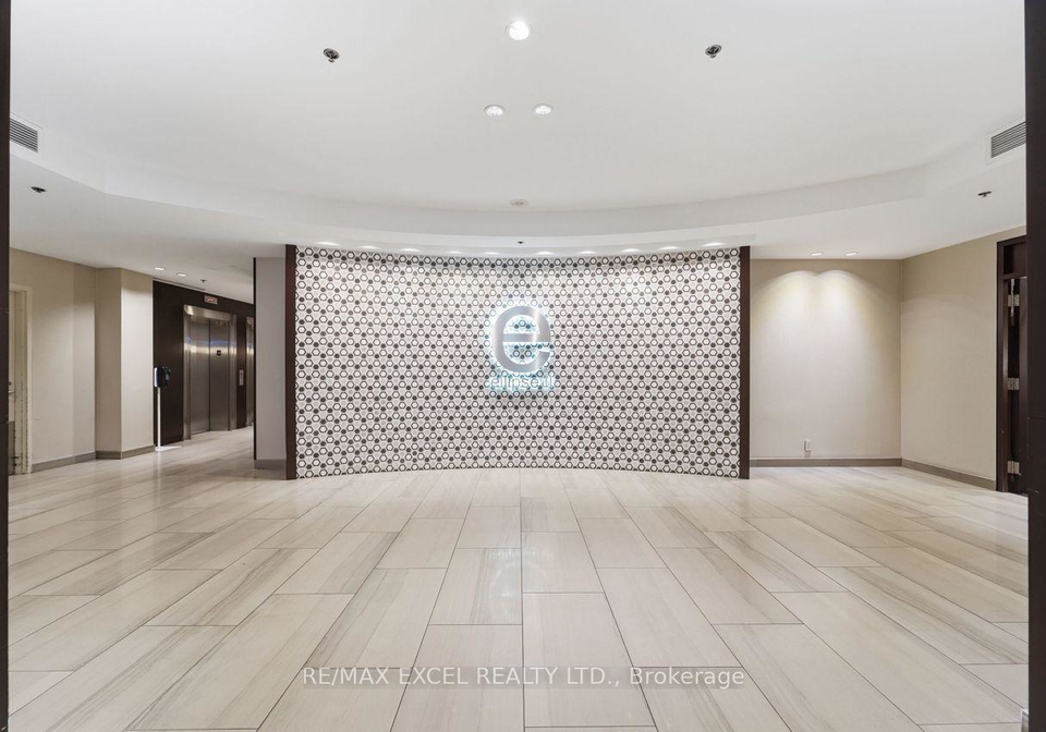 38-lee-centre-drive-toronto-scarborough-ontario-e13620976