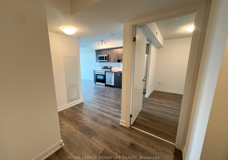 1010-sandy-beach-road-pickering-ontario-e13621020
