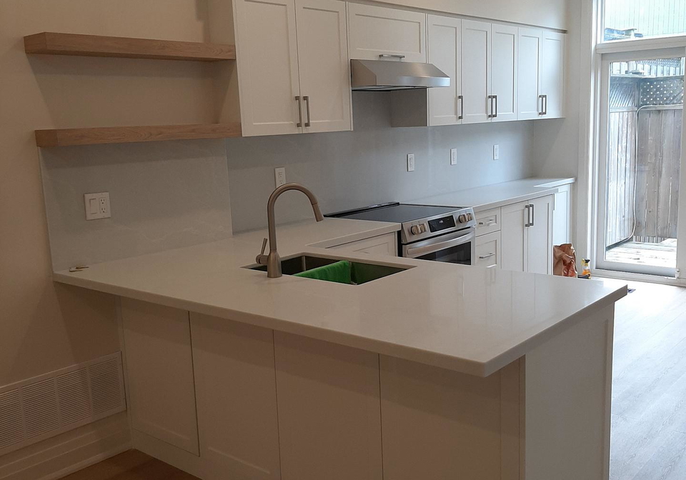 19-macphail-avenue-toronto-east-york-ontario-e13621044