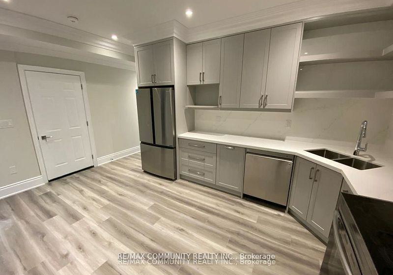 118-queen-street-whitby-ontario-e13621296