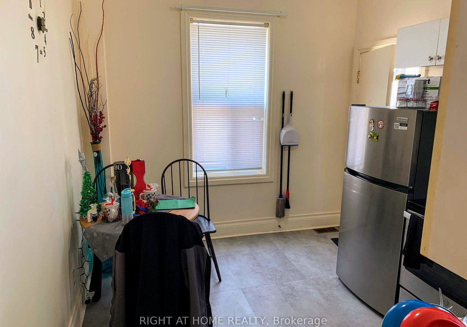 229-pape-avenue-toronto-toronto-ontario-e13621454
