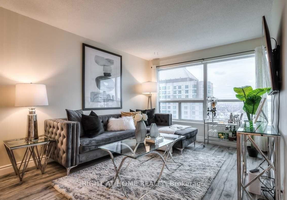 38-lee-centre-drive-toronto-scarborough-ontario-e13621816