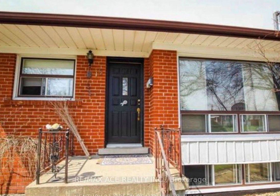 18-roseglor-crescent-toronto-scarborough-ontario-e13621988
