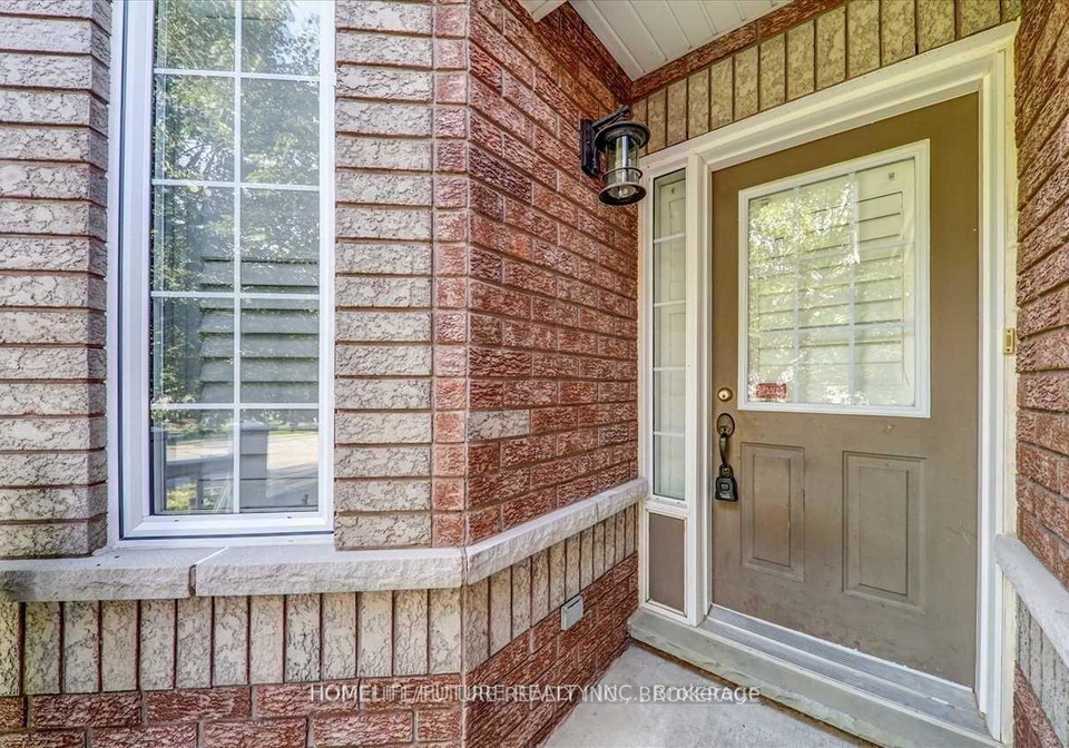 20-kenilworth-crescent-whitby-ontario-e13622082