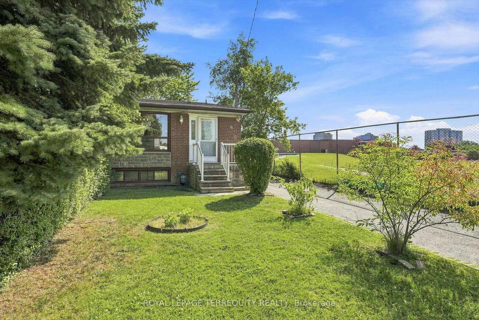89-benjamin-boulevard-toronto-scarborough-ontario-e13622504