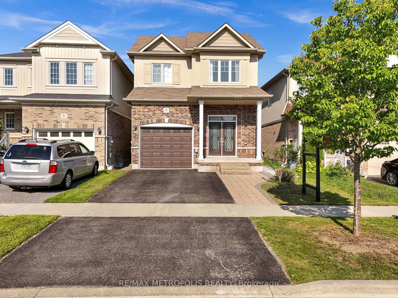 23-gordon-cowling-street-clarington-ontario-e13622704