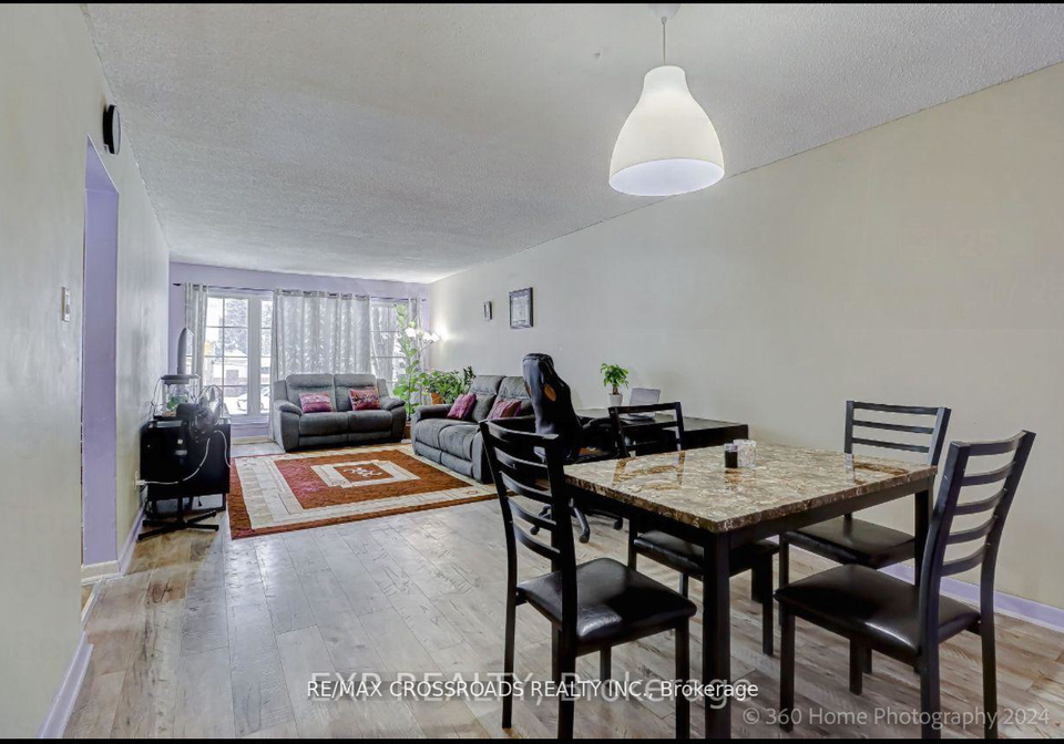 51-santamonica-boulevard-s-toronto-scarborough-ontario-e13622738