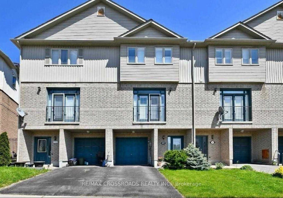 1547-hummingbird-court-pickering-ontario-e13623170