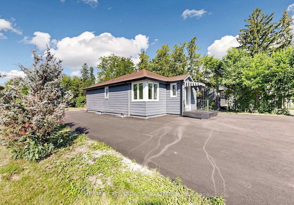 1496-simcoe-street-n-oshawa-ontario-e13623246