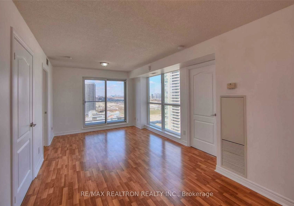 60-town-centre-court-toronto-scarborough-ontario-e13623686