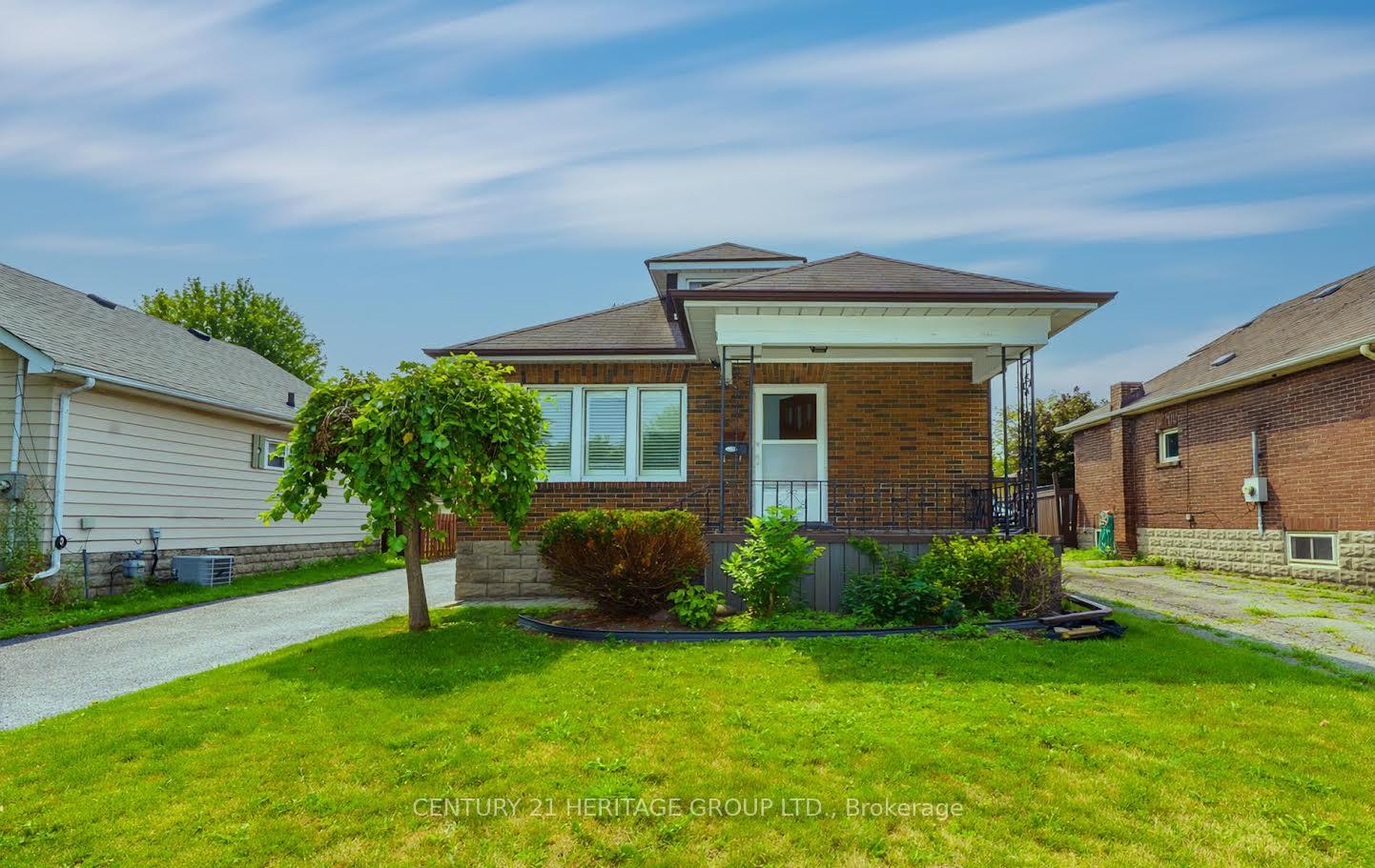 203-hibbert-avenue-oshawa-ontario-e13624344