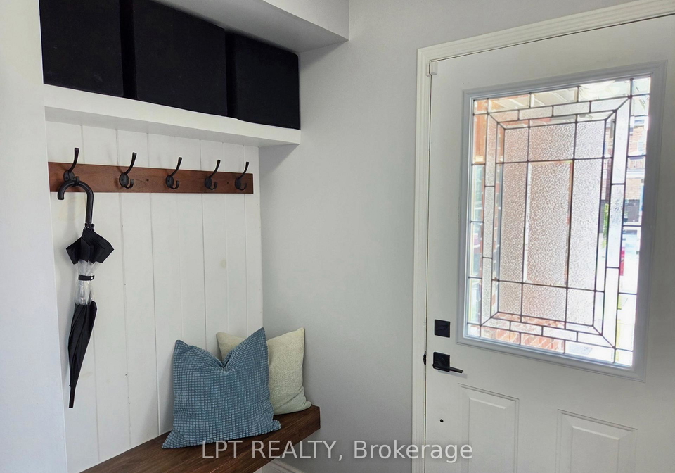 103-howling-crescent-ajax-ontario-e13625256