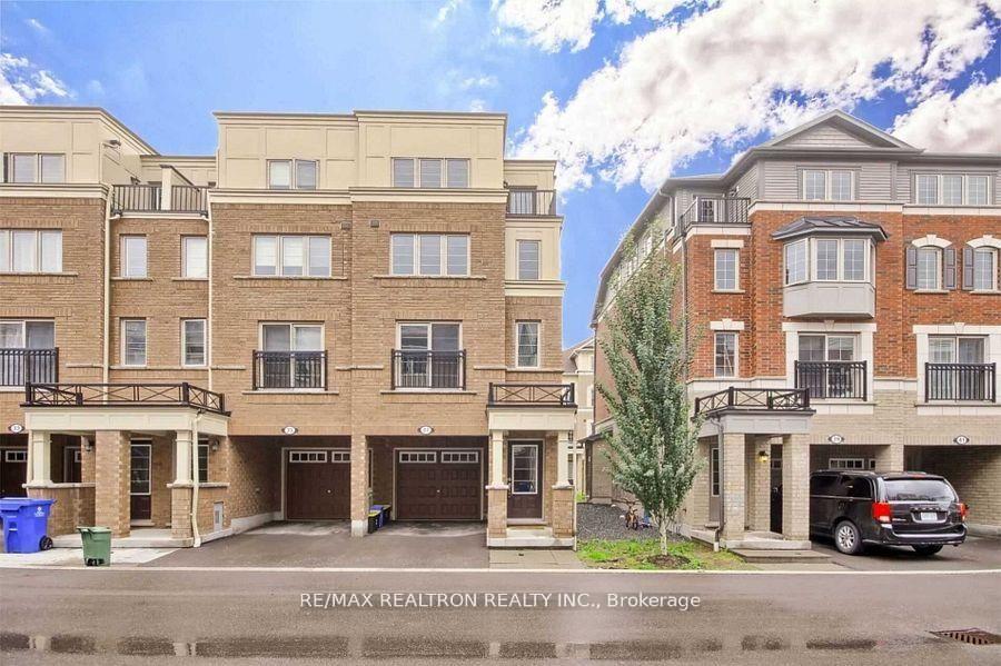 37-filly-path-n-oshawa-ontario-e13625644