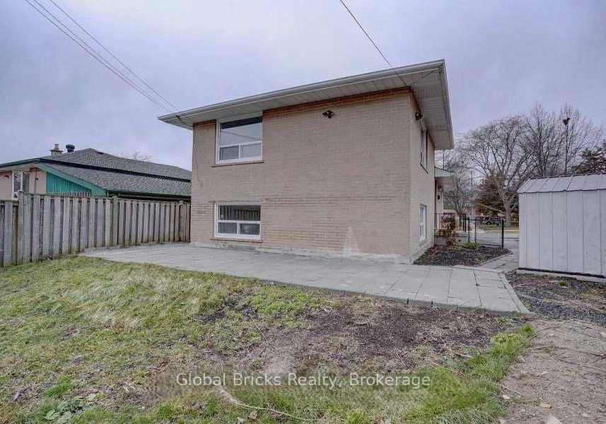 77-milford-haven-drive-e-toronto-scarborough-ontario-e13625648