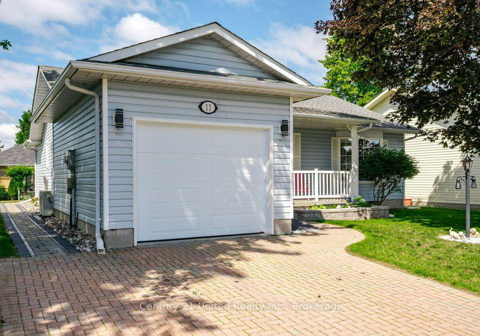 11-algonquin-trail-clarington-ontario-e13625768