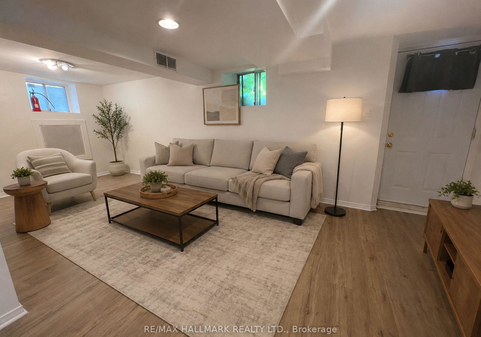 202-heward-avenue-toronto-toronto-ontario-e13625778
