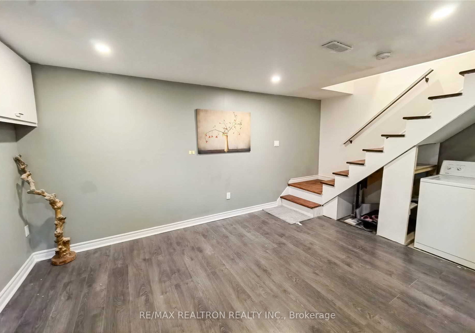 7-barnwell-drive-toronto-scarborough-ontario-e13625834