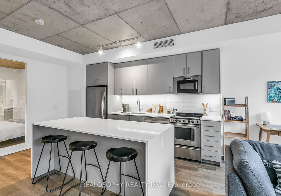 115-larchmount-avenue-toronto-toronto-ontario-e13625924