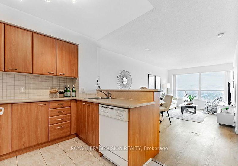 38-lee-centre-drive-toronto-scarborough-ontario-e13626748