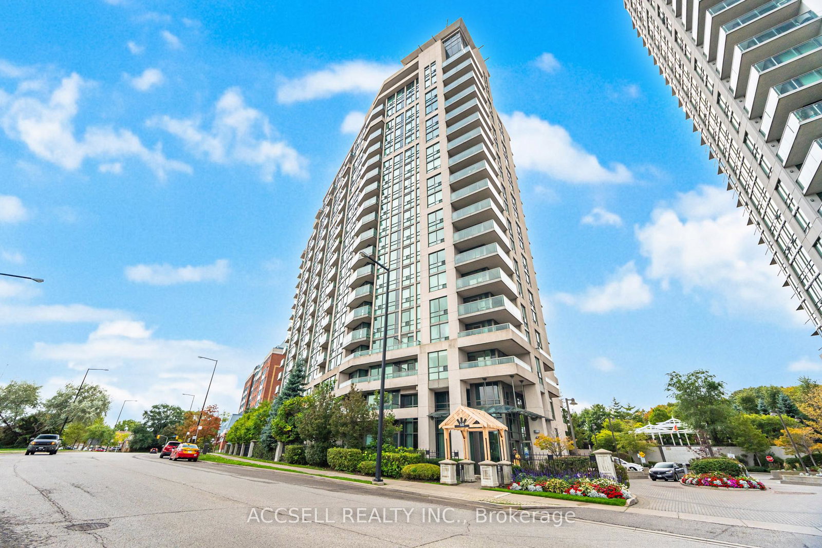 68-grangeway-avenue-toronto-scarborough-ontario-e13626978