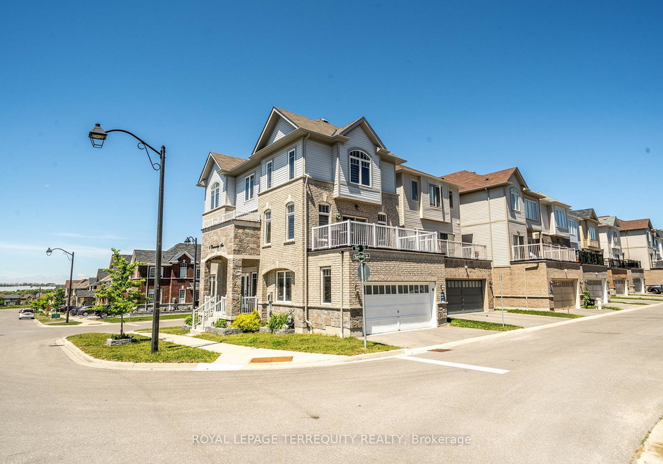 1-devineridge-avenue-ajax-ontario-e13626986