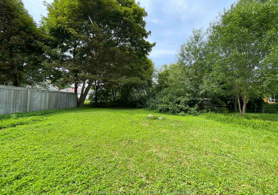 3068-lakeview-boulevard-ajax-ontario-e13627122