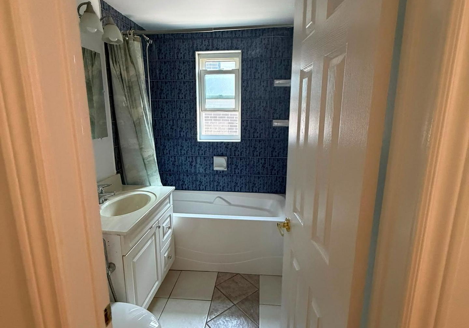 425-livingston-road-n-toronto-scarborough-ontario-e13627316
