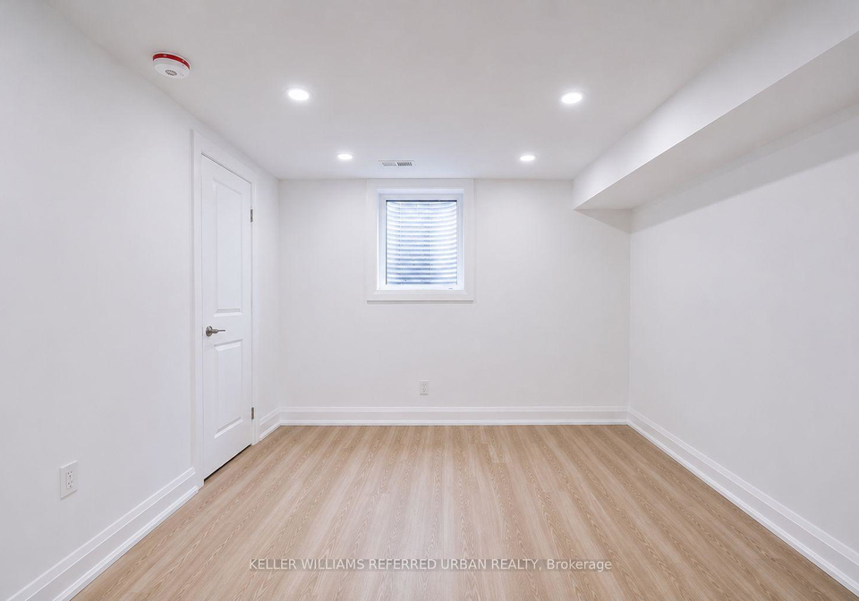 6-chapeltown-crescent-toronto-scarborough-ontario-e13627334