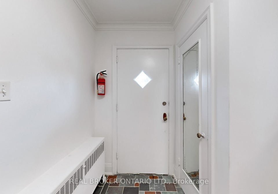 451-donlands-avenue-toronto-east-york-ontario-e13627374