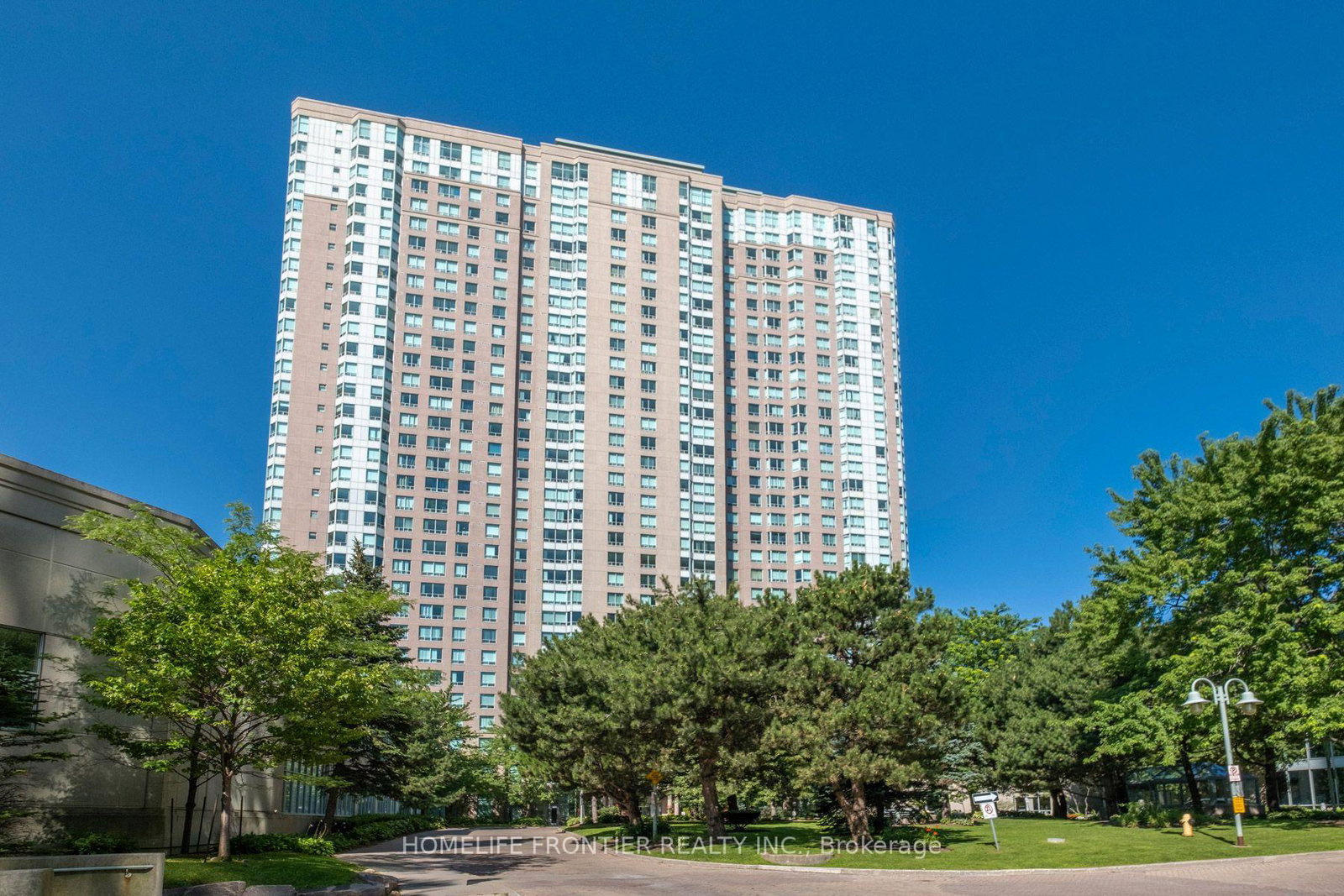 68-corporate-drive-toronto-scarborough-ontario-e13627650