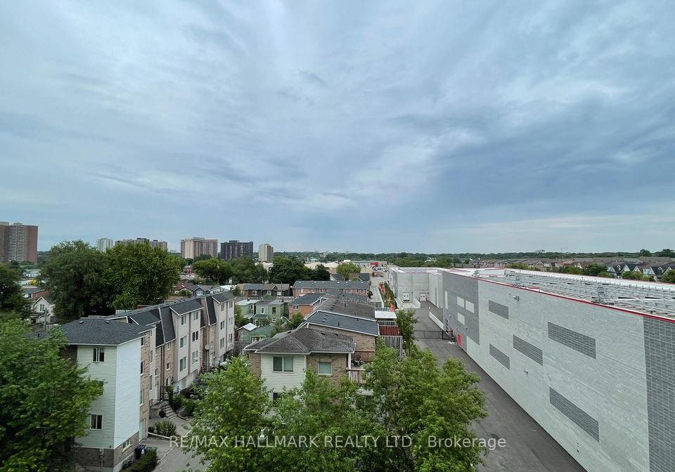 8-trent-avenue-toronto-toronto-ontario-e13627980