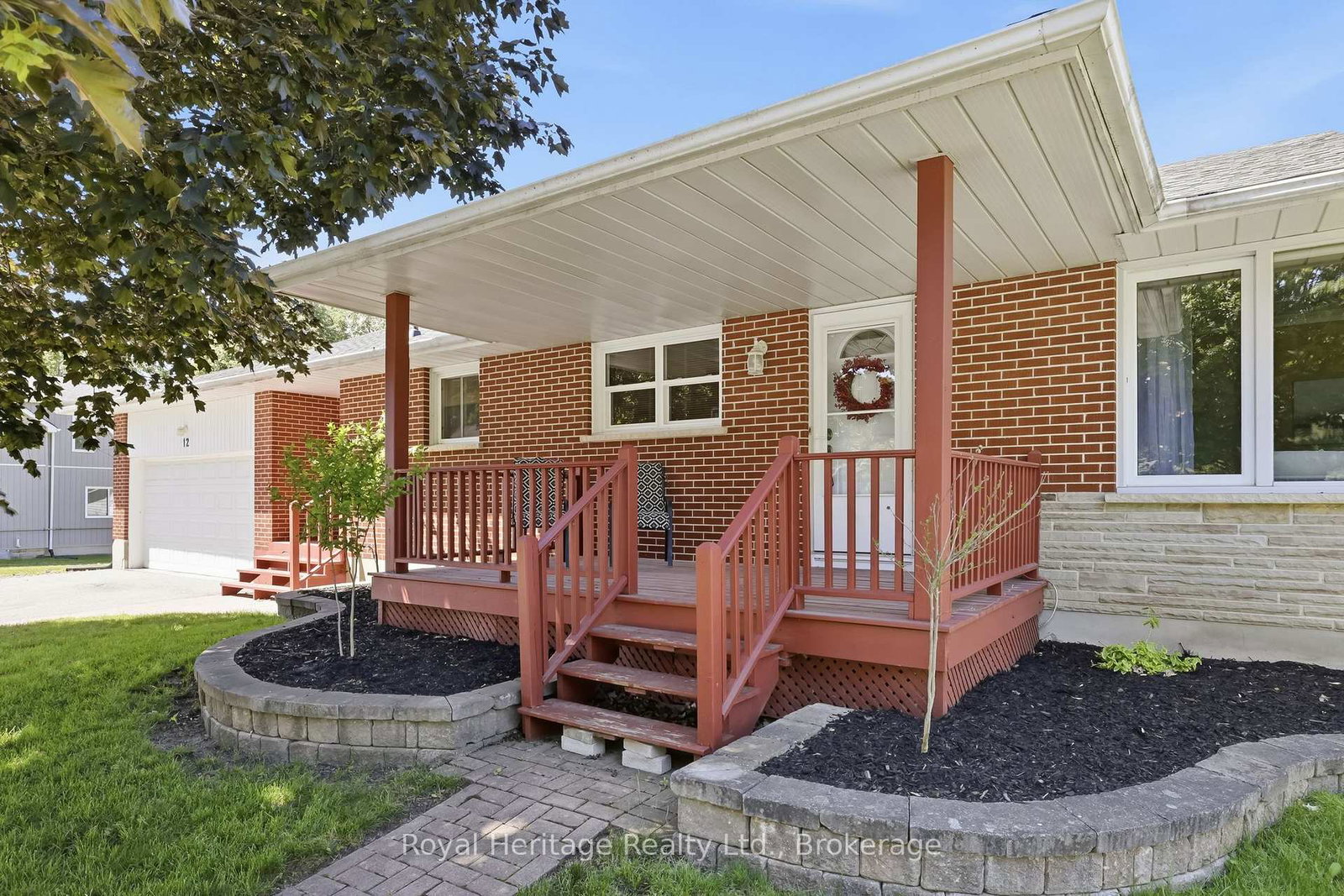 12-simcoe-street-whitby-ontario-e13628316