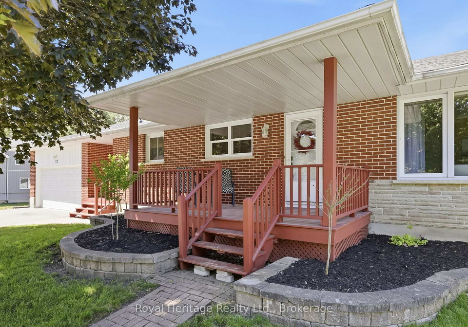 12-simcoe-street-whitby-ontario-e13628316