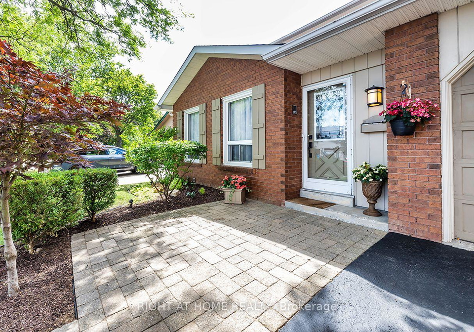 1770-spruce-hill-road-pickering-ontario-e13628338
