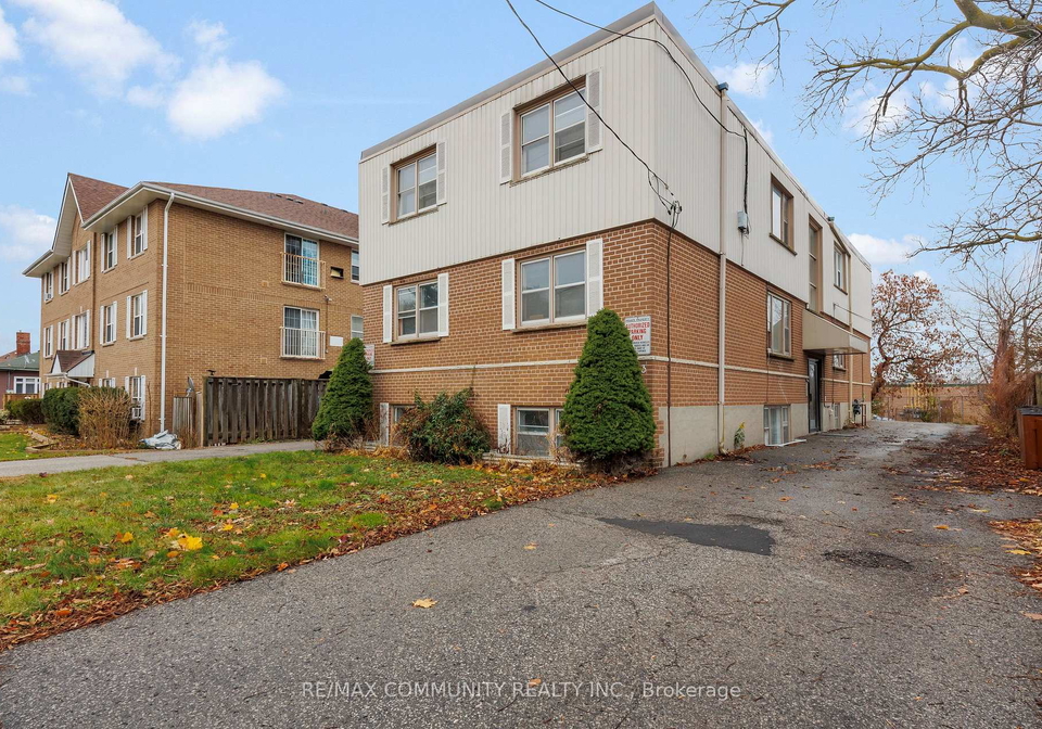 383-buena-vista-avenue-oshawa-ontario-e13628348