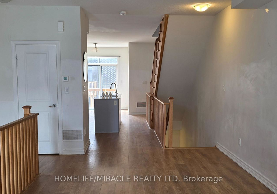 783-kootenay-path-oshawa-ontario-e13628640