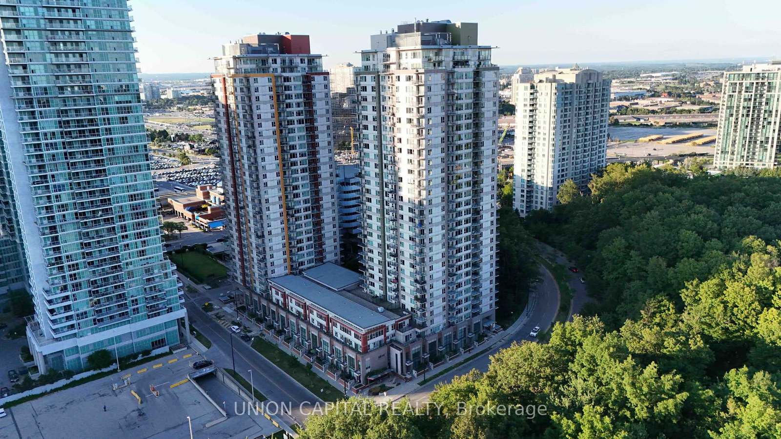 25-town-centre-court-toronto-scarborough-ontario-e13628824