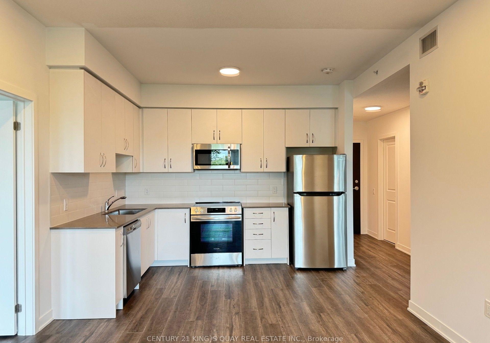 385-arctic-red-drive-oshawa-ontario-e13628858