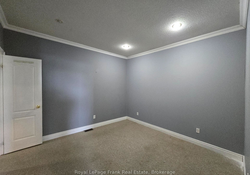 54-king-street-e-clarington-ontario-e13628942