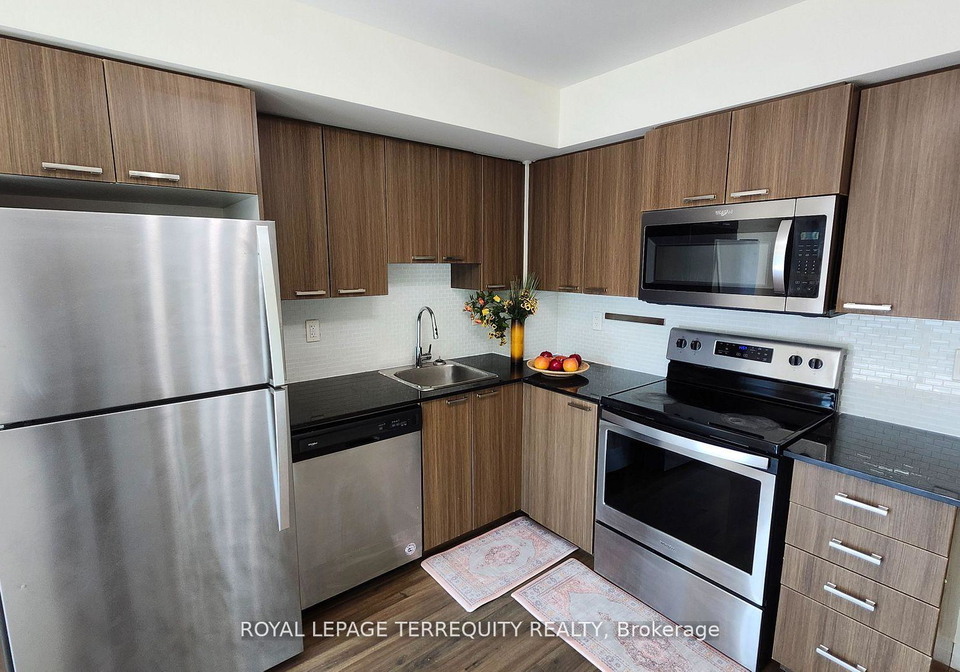 2152-lawrence-avenue-e-toronto-scarborough-ontario-e13629170