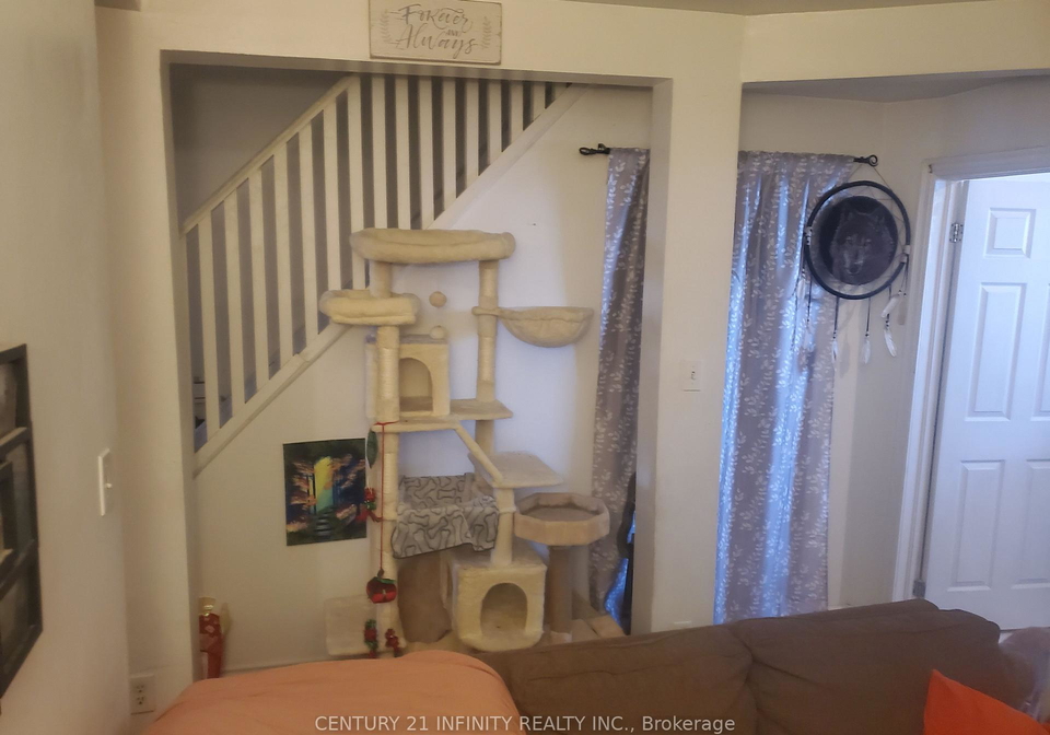134-simcoe-street-s-oshawa-ontario-e13629178