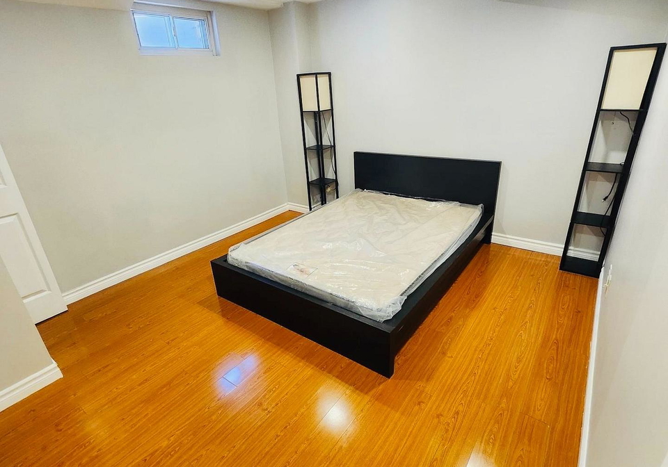 15-saintsbury-square-toronto-scarborough-ontario-e13629226