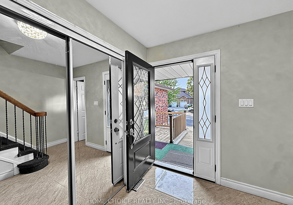 38-robbinstone-drive-toronto-scarborough-ontario-e13629498