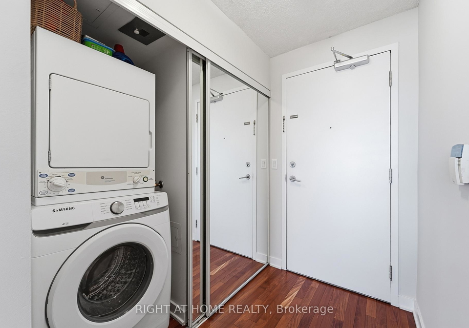 38-lee-centre-drive-toronto-scarborough-ontario-e13629750