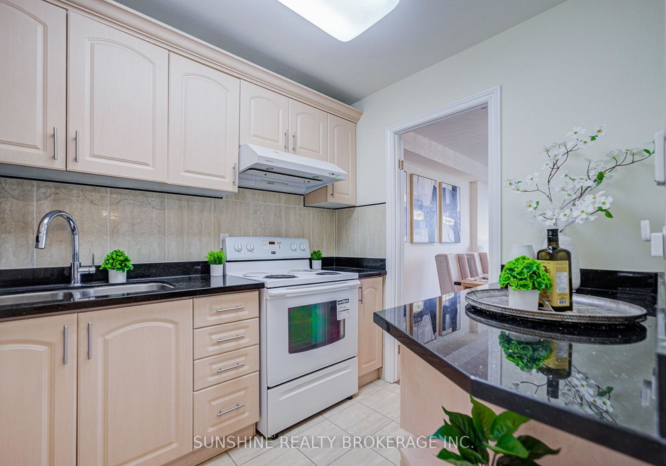 2500-bridletowne-circle-toronto-scarborough-ontario-e13629982