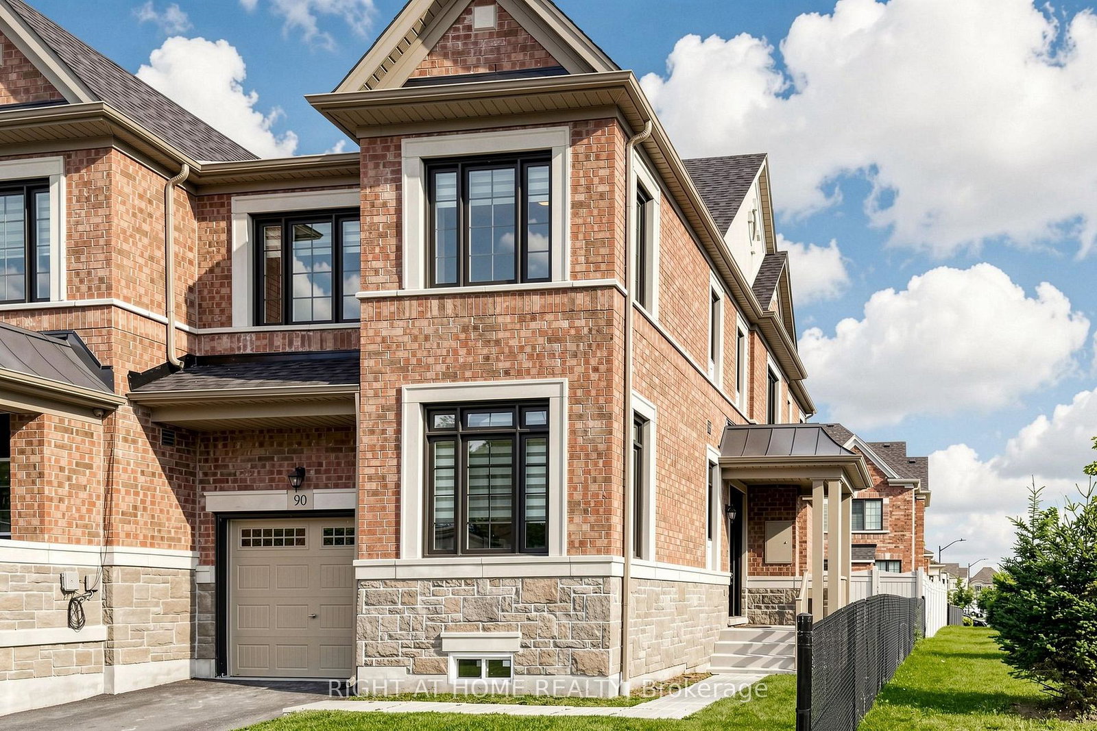 90-laing-drive-whitby-ontario-e13630300