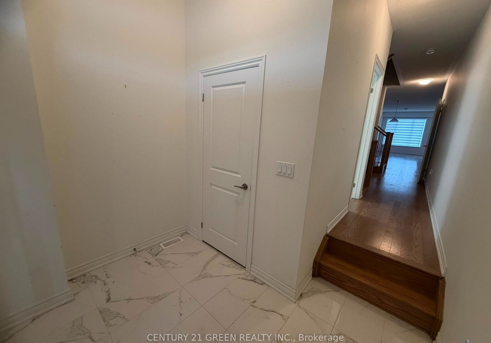 6-reigate-avenue-whitby-ontario-e13630526