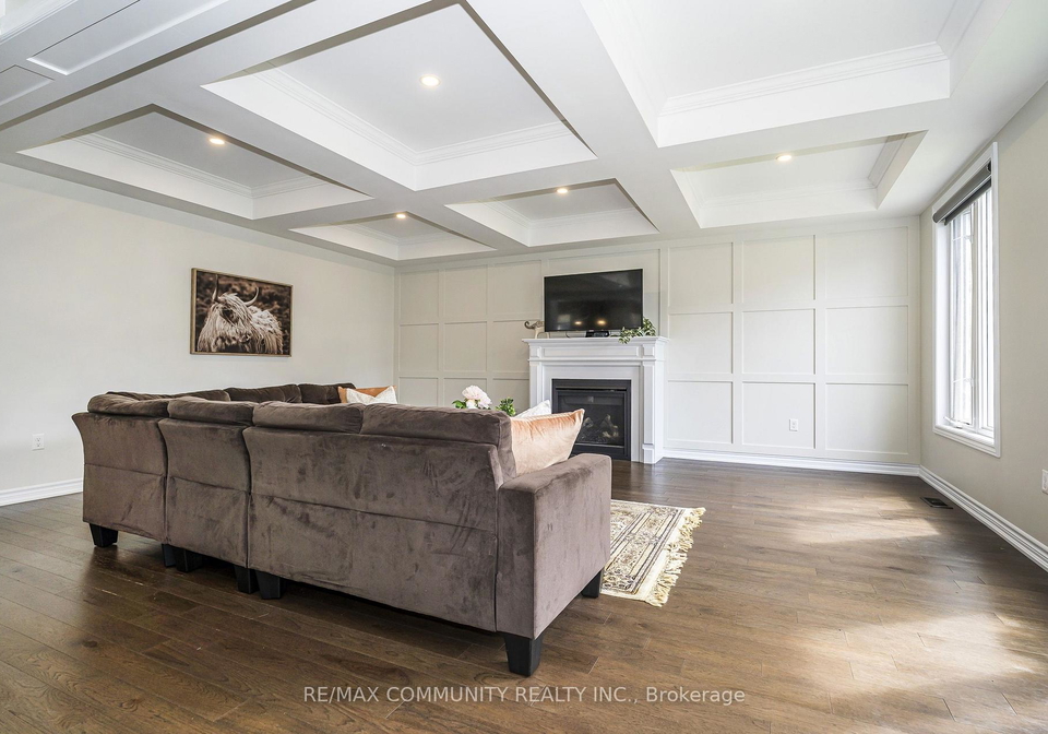 23-holyrod-drive-clarington-ontario-e13630566